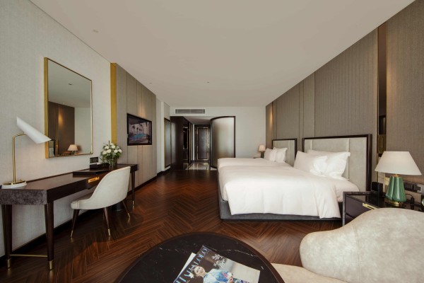 Ảnh chi tiết phòng sea-stars-hotel-ha-long-deluxe-lake-view-vivatrip-04.jpg