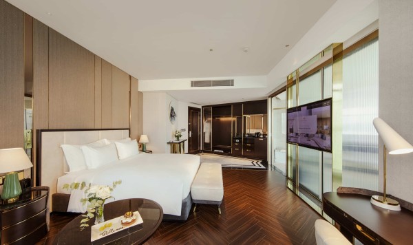Ảnh chi tiết phòng sea-stars-hotel-ha-long-premier-deluxe-bay-view-vivatrip-02.jpg