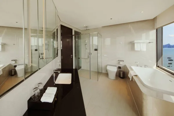 Ảnh chi tiết phòng Premier Deluxe Bay View 7