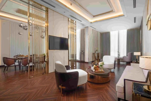 Ảnh chi tiết phòng sea-stars-hotel-ha-long-presidential-suite-vivatrip-02.webp