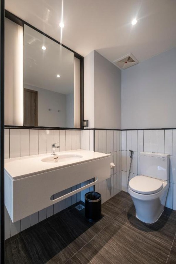 Ảnh chi tiết phòng seava-ho-tram-beach-resort-phong-2-giuong-don-nhin-ra-vuon-khong-hut-thuoc-vivatrip-02.jpg