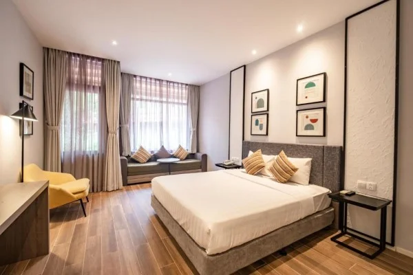 Ảnh chi tiết phòng seava-ho-tram-beach-resort-phong-co-giuong-co-king-nhin-ra-vuon-khong-hut-thuoc-vivatrip.webp