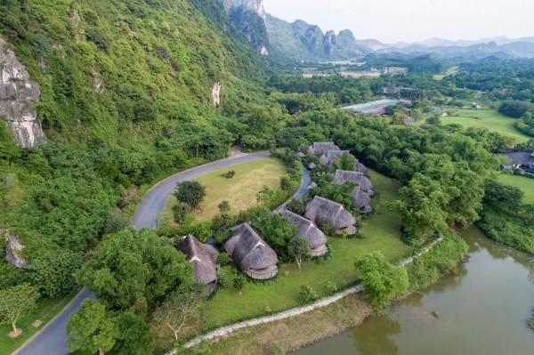 Ảnh chi tiết phòng serena-resort-kim-boi-bungalow-twin-vivatrip-02.jpg
