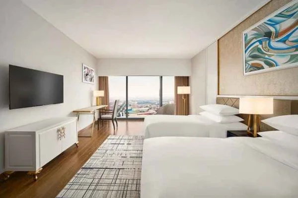 Ảnh chi tiết phòng sheraton-hai-phong-club-2-twin-beds-vivatrip-02.webp