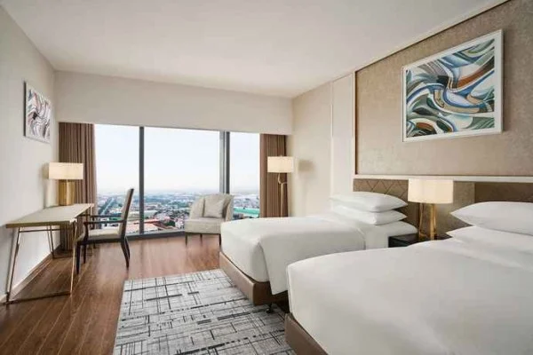 Ảnh chi tiết phòng sheraton-hai-phong-club-2-twin-beds-vivatrip-03.webp