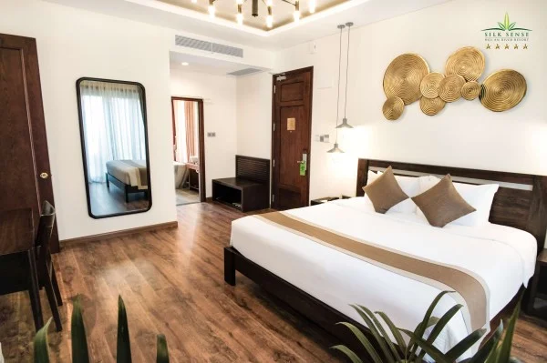 Ảnh chi tiết phòng silk-sense-hoi-an-river-resort-viva-trip-06-1.webp