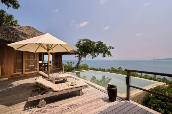 Ảnh chi tiết phòng six-senses-ninh-van-bay-villa-tren-dinh-doi-co-ho-boi-vivatrip-08.webp