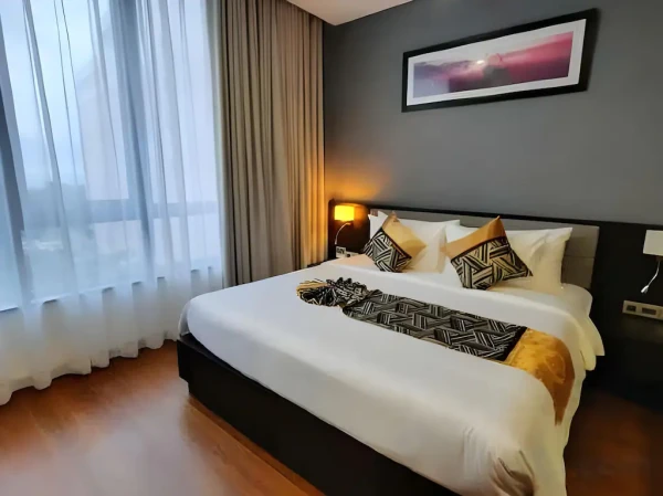 Ảnh chi tiết phòng sk-legend-vung-tau-hotel-phong-cao-cap-giuong-king-vivatrip.webp