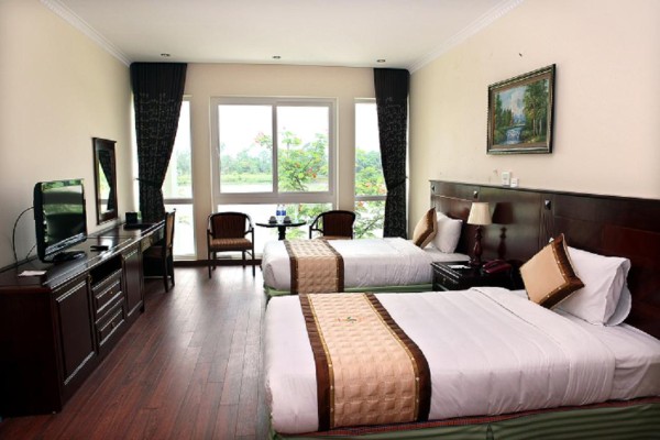 Ảnh chi tiết phòng song-hong-resort-phong-1-giuong-doi-2-giuong-don-vivatrip-02.jpg
