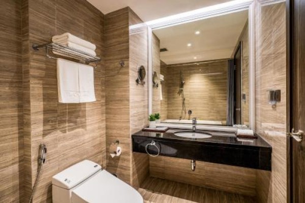 Ảnh chi tiết phòng the-cap-hotel-phong-premier-2-phong-ngu-vivatrip-03.jpg