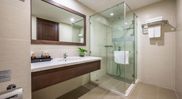 Ảnh chi tiết phòng the-malibu-hotel-premier-king-vivatrip.jpg