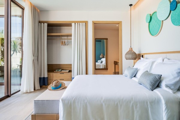 Ảnh chi tiết phòng the-ocean-resort-by-fusion-quy-nhon-biet-thu-be-boi-san-vuon-2-phong-ngu-vivatrip-02.jpg