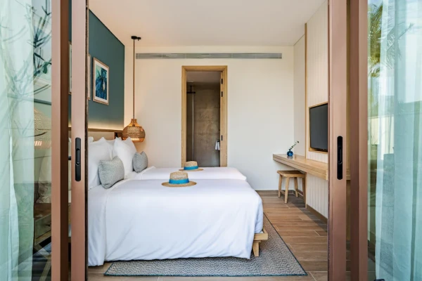 Ảnh chi tiết phòng the-ocean-resort-by-fusion-quy-nhon-biet-thu-be-boi-san-vuon-3-phong-ngu-vivatrip-03.webp