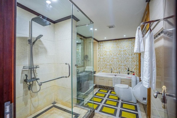 Ảnh chi tiết phòng the-vissai-hotel-phong-suite-vivatrip-04.jpg