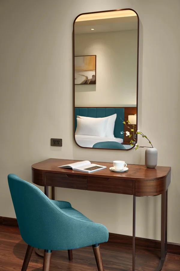 Ảnh chi tiết phòng the-watson-premium-ha-long-deluxe-triple-vivatrip.webp