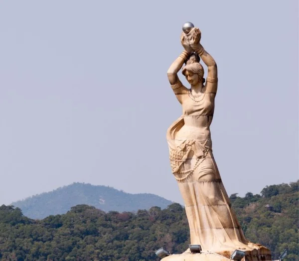 Ảnh Tour Hồng Kông: Núi Thái Bình - Chu Hải - Quảng Châu - Thẩm Quyến - Tặng trải nghiệm xe Ding Ding 6 ngày 5 đêm - 7