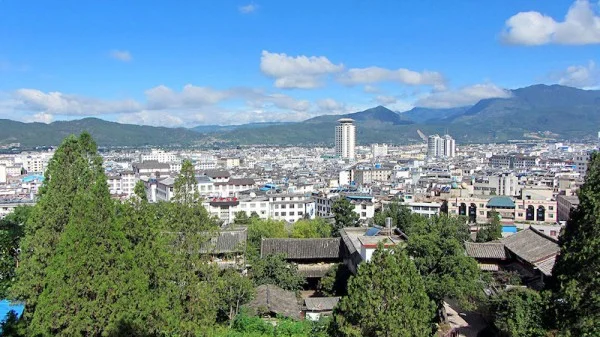 Ảnh TRUNG QUỐC: LỆ GIANG - ĐẠI LÝ - SHANGRILA - NÚI TUYẾT NGỌC LONG - LAM NGUYỆT ĐÀM - HẺM NÚI HỔ KHIÊU HIỆP - TẶNG VÉ CÁP TREO LỚN LÊN ĐỈNH NÚI TUYẾT NGỌC LONG