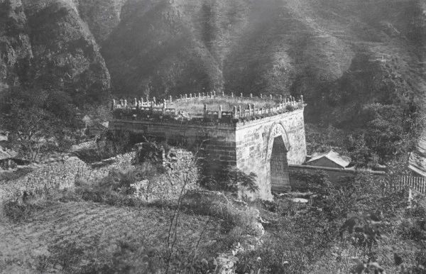 Ảnh Trung Quốc: Bắc Kinh - Di Hòa Viên - Vạn Lý Trường Thành - Chinh phục Bát Đạt Lĩnh - Thượng Hải - Cổ trấn Thất Bảo - Phim trường Thượng Hải