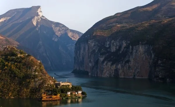 Ảnh Tour Trung Quốc: Trùng Khánh - Cửu Trại Câu - Công viên Gấu Trúc - Công viên Hoàng Giác Loan - Tặng trải nghiệm tại nhà hàng lẩu lớn nhất Thế Giới - Tỳ Bà Viên - 8