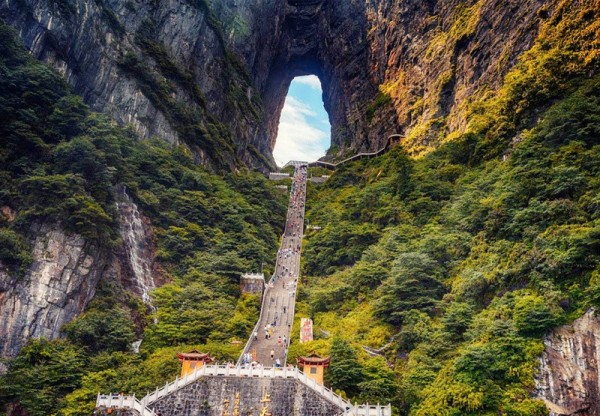 Ảnh Tour Trung Quốc:  Ân Thi - Trương Gia Giới - Phượng Hoàng Cổ Trấn - Thất Tinh Sơn 6 ngày 5 đêm - 8