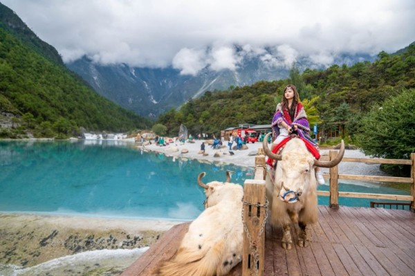 Ảnh Tour Trung Quốc: Lệ Giang - Shangrila - Núi tuyết Ngọc Long - Lam Nguyệt Đàm - Hẻm núi Hổ Khiêu Hiệp - Tặng vé chương trình Ấn Tượng Lệ Giang 5 ngày 4 đêm