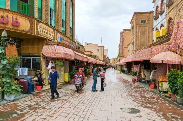 Ảnh Trung Quốc: Khám phá con đường tơ lụa cổ xưa Tân Cương - Kashgar - Grand Bazaar - Tashkurgan - Cao nguyên Pamir - Công viên Sông băng Oytak - Thành phố cổ Shache | Chương trình mới