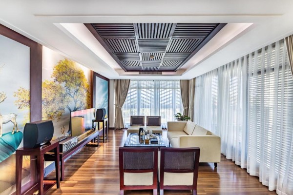 Ảnh chi tiết phòng vietsovpetro-ho-tram-beach-resort-spa-giuong-co-queen-nhin-ra-ho-boi-vivatrip-04.jpg