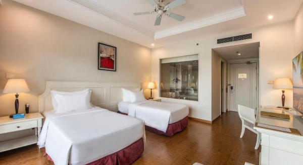 Ảnh chi tiết phòng vinpearl-resort-spa-nha-trang-bay-deluxe-twin-room-vivatrip-02.jpg
