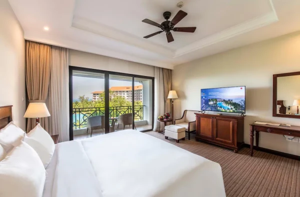 Ảnh chi tiết phòng vinpearl-resort-spa-phu-quoc-villa-phong-deluxe-vivatrip-02.webp