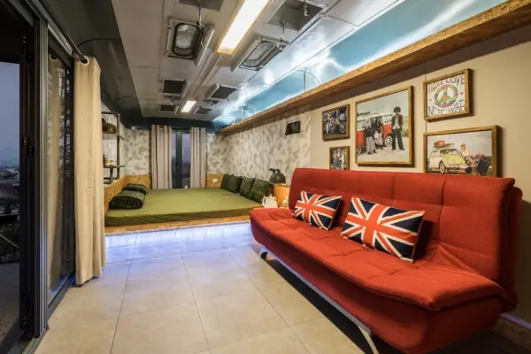 Ảnh chi tiết phòng viva-homestay-mc-04-garden-view-terrace-room-vivatrip_02.webp