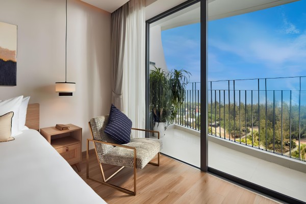 Ảnh chi tiết phòng wyndham-hoi-an-royal-beachfront-resort-villas-viva-trip-3.jpg