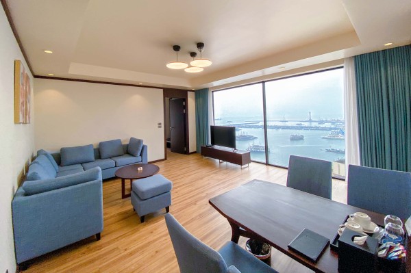 Ảnh chi tiết phòng wyndham-legend-family-suite-vivatrip-05.jpg