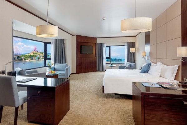 Ảnh chi tiết phòng wyndham-legend-junior-suite-vivatrip-03.jpg