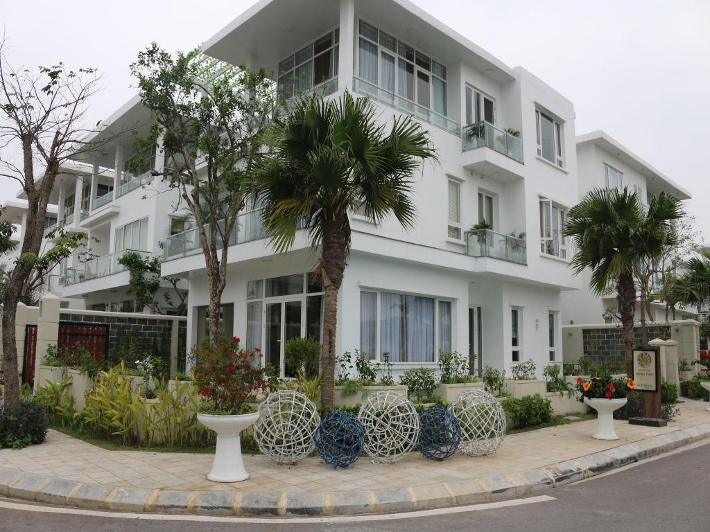 Villa Sầm Sơn có hồ bơi riêng gần bãi biển