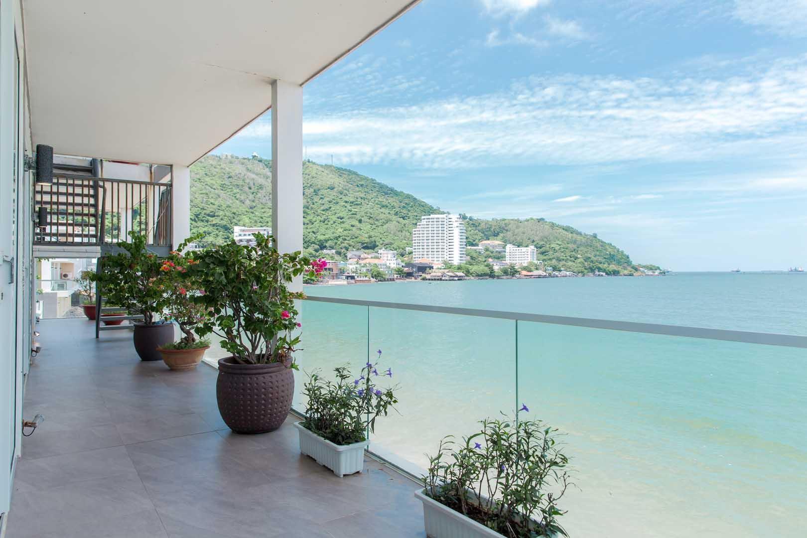 Villa Vũng Tàu nguyên căn có hồ bơi riêng gần biển